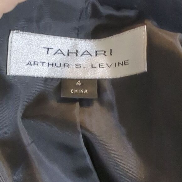 Tahari Black Blazer Suit Jacket NWOT Size 4 - Picture 6 of 7